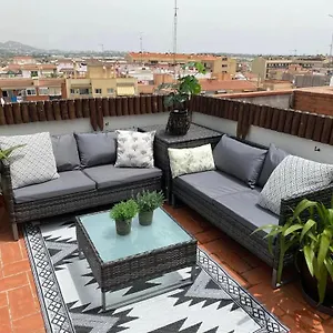 Con Terraza Y Piscina En Apartamento Malgrat de Mar